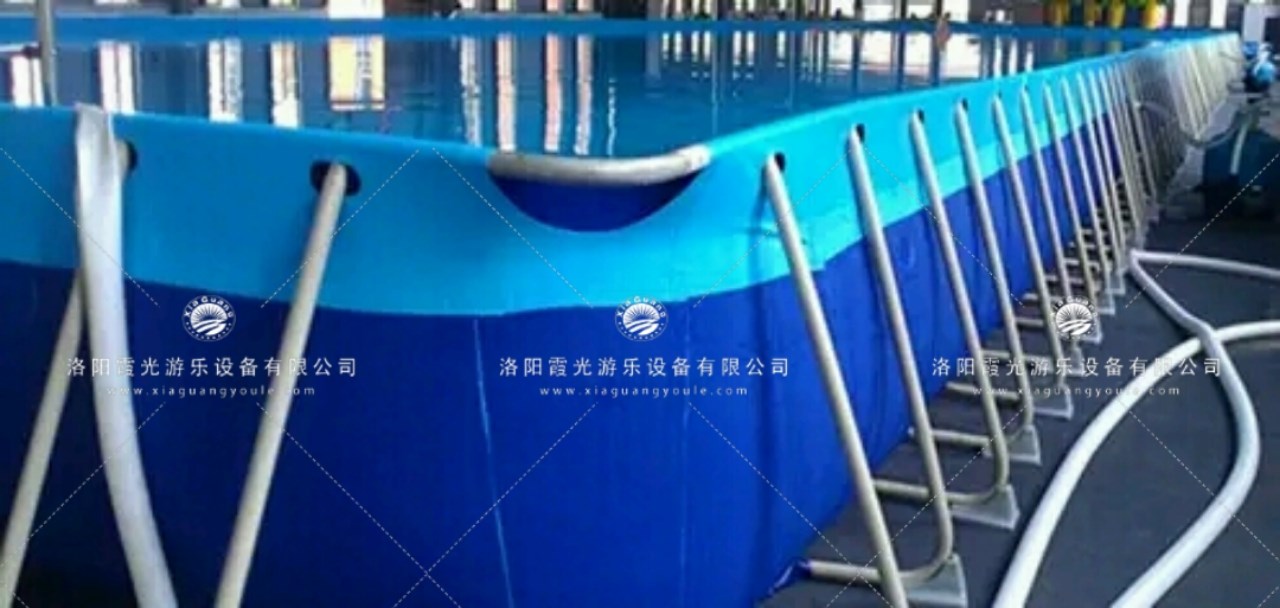 光泽支架移动游泳池